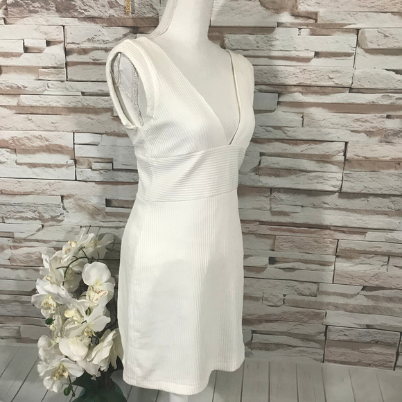 Zara White Dress Sz M (F08) - Picture 6 of 7